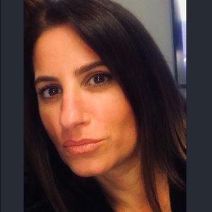 Meet your Posher, Rina